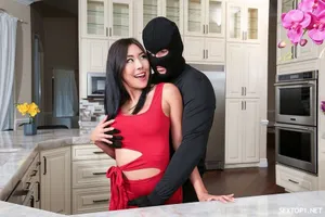Những ngày sung khoái khi sống thử với gấu mới quen
